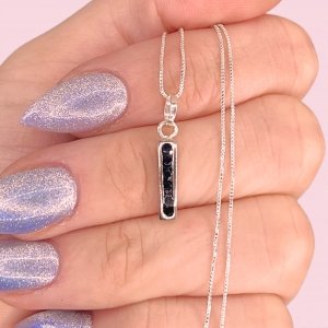 Cadena Veneziana Fina y Dije Medio Sinfin Negro Plata 925